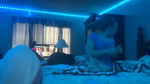 Penutbuttajelllytime online show from January 2025 10:28:02 PM