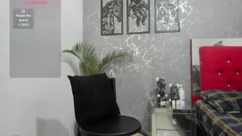 Snapshot of pepe_joness chatting on June 2026 05:11:02 PM Pepe jones online show from June 2026 05:11:02 PM