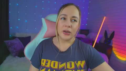 Snapshot of pepper_cat chatting on March 2025 11:22:02 AM Dia online show from March 2025 11:22:02 AM