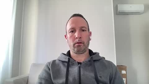 Snapshot of peppinslosqualo chatting on March 2026 03:29:01 PM peppinslosqualo online show from March 2026 03:29:01 PM