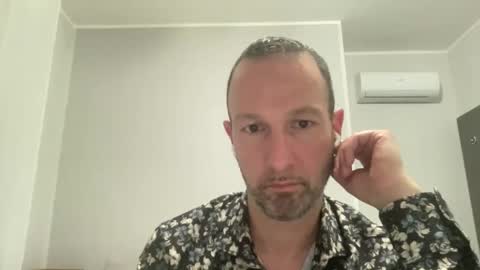 Snapshot of peppinslosqualo chatting on May 2026 09:32:01 PM peppinslosqualo online show from May 2026 09:32:01 PM