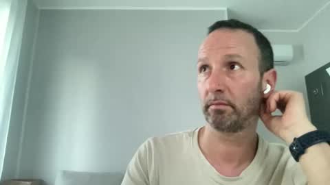 Snapshot of peppinslosqualo chatting on May 2026 06:37:02 PM peppinslosqualo online show from May 2026 06:37:02 PM