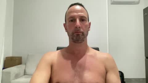 Snapshot of peppinslosqualo chatting on June 2026 09:15:01 PM peppinslosqualo online show from June 2026 09:15:01 PM
