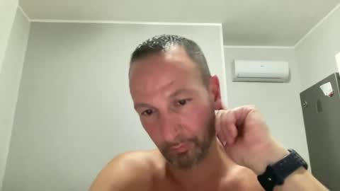 Snapshot of peppinslosqualo chatting on June 2026 01:47:02 AM peppinslosqualo online show from June 2026 01:47:02 AM