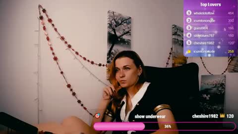 Snapshot of peppymia chatting on July 2026 06:43:02 AM Mia online show from July 2026 06:43:02 AM