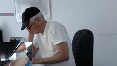 Mr Pondaro online show from April 2026 06:09:01 AM