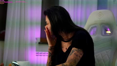 Dee online show from February 2026 06:06:02 PM