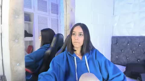 perla dl online show from February 2026 02:53:01 AM