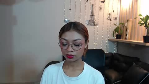 Snapshot of perla_st chatting on February 2025 12:59:01 PM Perla online show from February 2025 12:59:01 PM