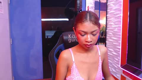 Snapshot of perla_st chatting on February 2025 06:20:02 PM Perla online show from February 2025 06:20:02 PM