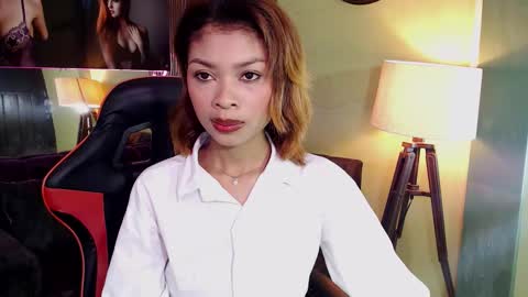 Snapshot of perla_st chatting on September 2025 06:32:02 PM Perla online show from September 2025 06:32:02 PM