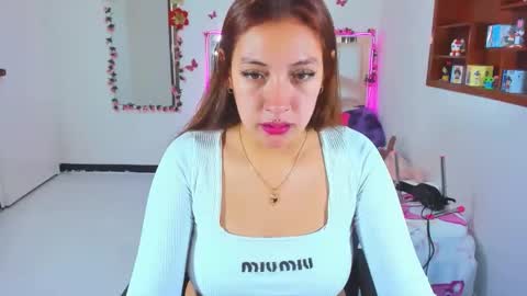 PERLA online show from December 2025 12:51:02 AM