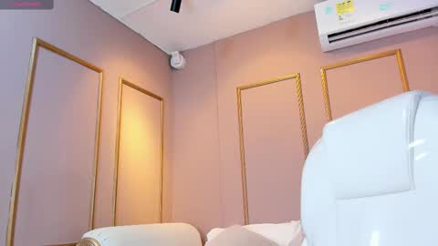 PerlaPreciosa online show from October 2025 04:07:02 AM