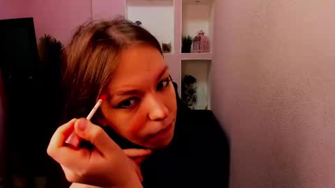 horror flying on the wings of the night.... online show from March 2025 05:57:02 AM