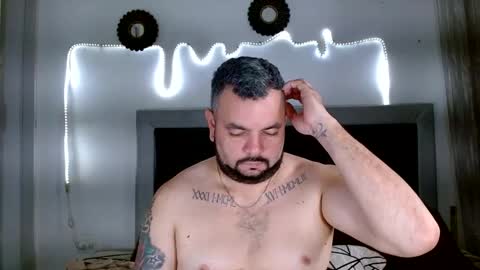 Carlos online show from September 2025 03:00:02 PM