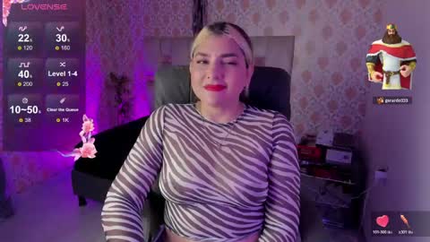 Isabella   online show from April 2026 08:44:01 PM