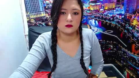  Linda  online show from September 2025 06:52:01 PM