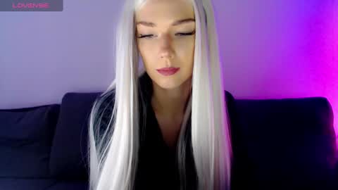 Snapshot of pervyblonde chatting on December 2024 10:14:01 AM Isabella online show from December 2024 10:14:01 AM