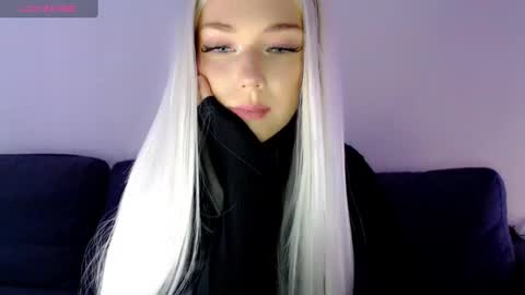 Snapshot of pervyblonde chatting on January 2025 09:00:01 AM Isabella online show from January 2025 09:00:01 AM