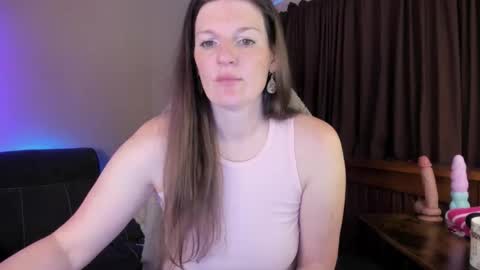 Kelly online show from November 2025 12:31:02 PM