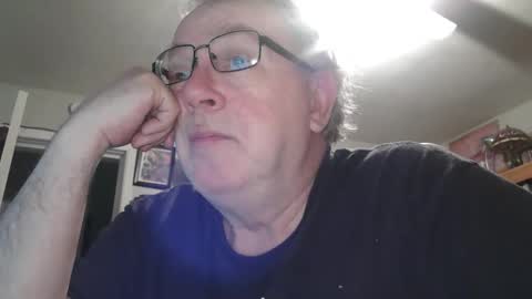 peterinohio57 online show from April 2026 10:46:01 AM