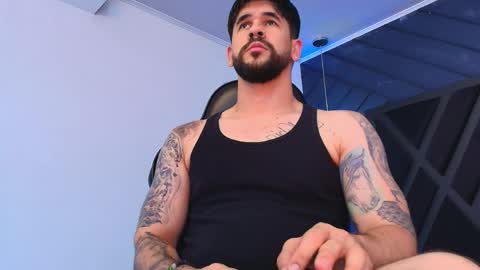 Snapshot of petesevans_1 chatting on April 2026 11:13:01 PM PETES EVANS new account online show from April 2026 11:13:01 PM