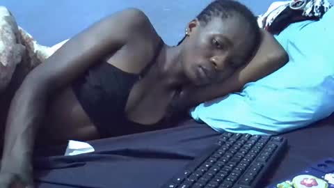 petite_bella21 online show from April 2026 07:15:02 AM