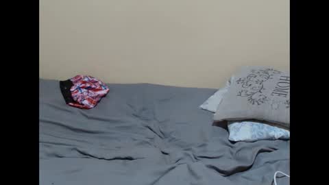petite_bunni online show from May 2026 04:47:01 PM