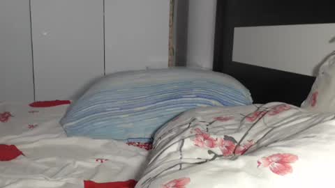 petite_danielle online show from June 2026 07:57:01 AM