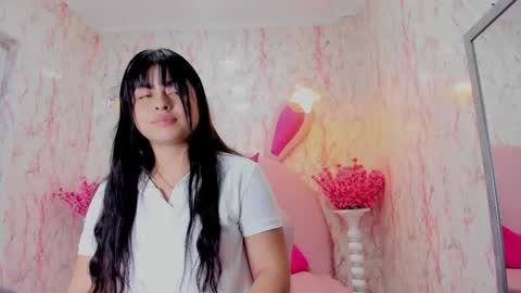 petite_emili online show from November 2025 12:16:01 PM