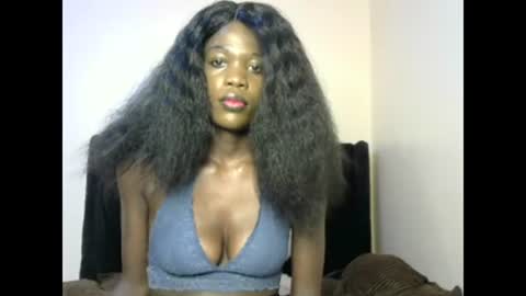 petite_lavi2 online show from February 2025 06:04:02 PM