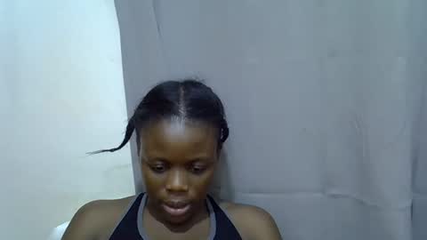 petite_melan online show from September 2025 09:48:02 PM