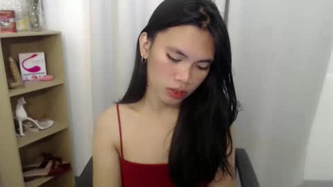 petite_pauline online show from February 2026 08:10:01 AM