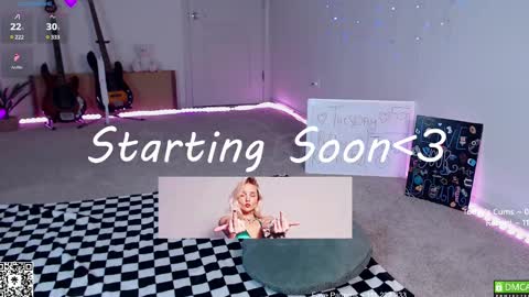 PiperAvery online show from February 2025 06:42:01 PM