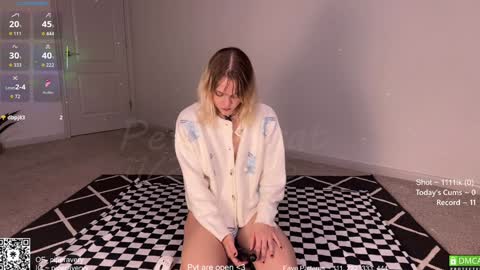 PiperAvery online show from November 2025 08:02:02 AM