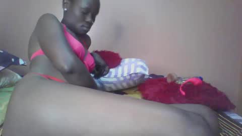 petiteecooky online show from February 2025 11:02:01 AM