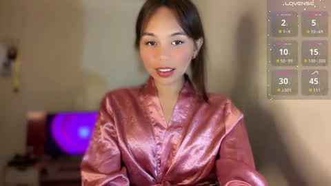 Snapshot of petitegirlx69 chatting on June 2026 06:10:02 PM miss lisa online show from June 2026 06:10:02 PM