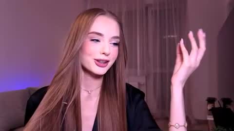Petitegonwiild online show from July 2026 10:47:02 PM