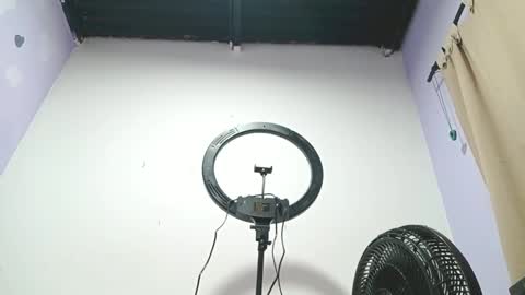 danna online show from January 2025 11:39:02 PM