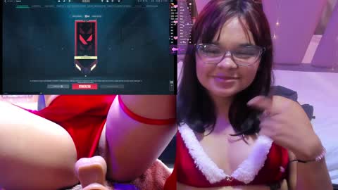 Snapshot of petitesally_ chatting on December 2024 11:57:01 PM Sally online show from December 2024 11:57:01 PM