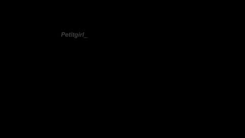 Snapshot of petitgirl_ chatting on January 2025 10:13:02 PM J A S S online show from January 2025 10:13:02 PM
