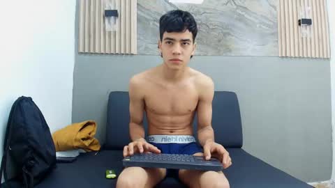 Snapshot of petter_ozk chatting on May 2026 12:11:01 PM petter online show from May 2026 12:11:01 PM