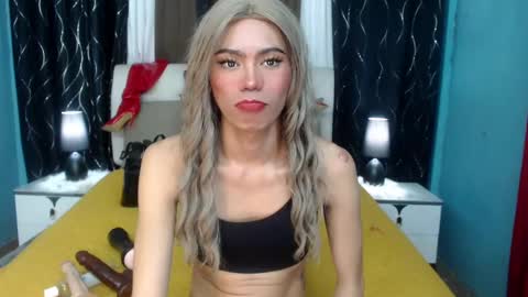 Snapshot of pettie_bigload chatting on January 2025 05:11:01 PM Jim online show from January 2025 05:11:01 PM