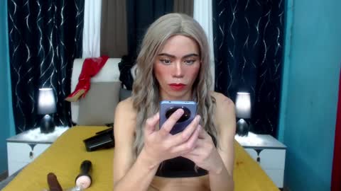 Snapshot of pettie_bigload chatting on January 2025 01:32:02 AM Jim online show from January 2025 01:32:02 AM