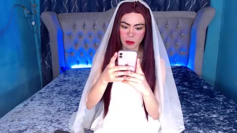 Snapshot of pettie_bigload chatting on September 2025 12:23:01 AM Jim online show from September 2025 12:23:01 AM