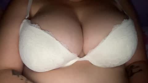 Snapshot of peular chatting on May 2026 11:11:02 PM peular online show from May 2026 11:11:02 PM