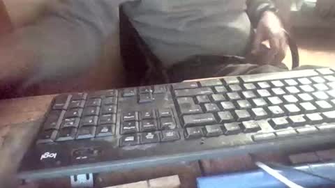 Snapshot of peyo873996 chatting on April 2026 08:13:02 PM peyo873996 online show from April 2026 08:13:02 PM