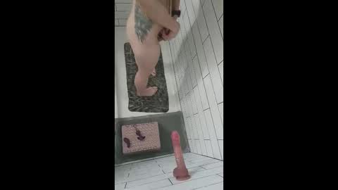 PharrahFR online show from February 2025 03:36:01 AM