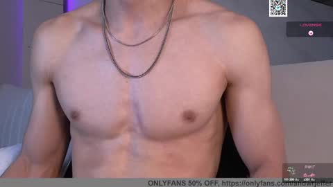 Snapshot of phantom_bigger1 chatting on February 2025 05:42:02 PM phantom_bigger1 online show from February 2025 05:42:02 PM