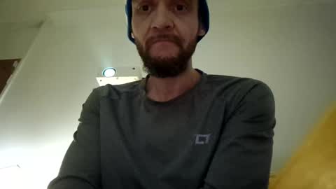 Snapshot of phil210283 chatting on February 2025 04:58:01 PM phil210283 online show from February 2025 04:58:01 PM